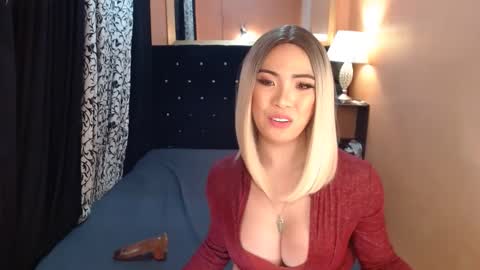 Snapshot of sweettrixiee chatting on December 2024 08:11:01 AM Ms trixiee online show from December 2024 08:11:01 AM