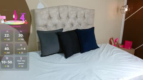 Scarlet online show from September 2025 11:48:01 AM