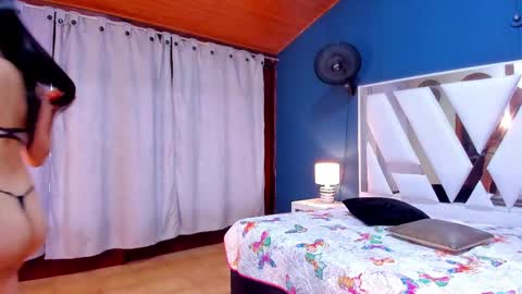 Snapshot of sweettyalondra chatting on March 2025 10:45:02 PM ALONDRA online show from March 2025 10:45:02 PM