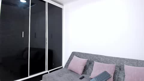 Snapshot of sweettyalondra chatting on September 2025 12:11:01 AM ALONDRA online show from September 2025 12:11:01 AM