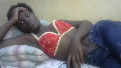 Snapshot of sweetvallerie chatting on February 2025 03:25:02 PM sweetvallerie online show from February 2025 03:25:02 PM