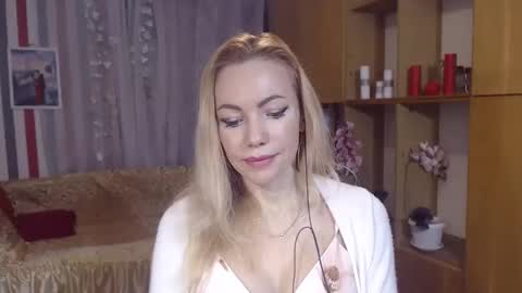 Sweety friend online show from February 2025 07:42:01 PM