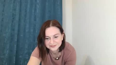 Sweety Lucy25 online show from November 2025 01:05:01 AM