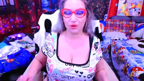 Snapshot of sweetylisahard chatting on January 2025 03:57:01 PM Lisa online show from January 2025 03:57:01 PM