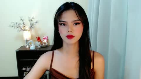 Snapshot of sweetytrannygirlxx chatting on February 2025 03:12:01 AM Megan online show from February 2025 03:12:01 AM