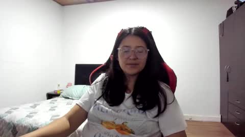 sweetyypeach online show from December 2024 03:36:02 AM