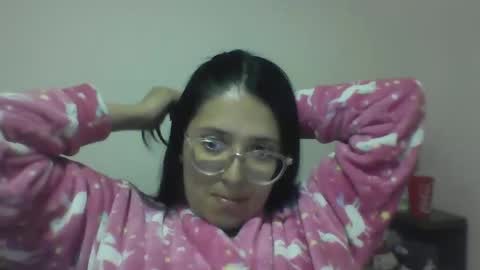 sweetyypeach online show from December 2024 03:17:02 AM