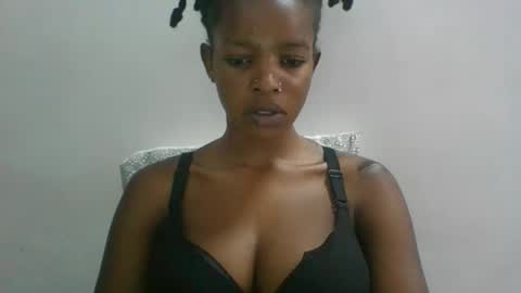 sweetz_candice online show from October 2025 10:38:01 AM