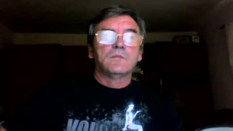 Snapshot of swergiu333 chatting on May 2026 08:32:01 AM Raymond online show from May 2026 08:32:01 AM