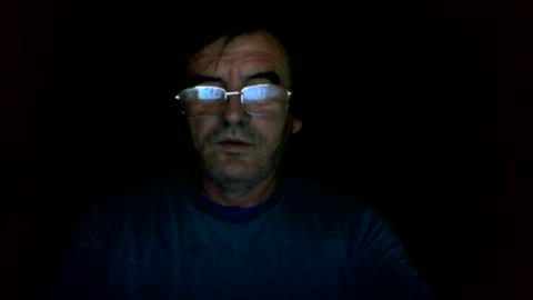 Snapshot of swergiu333 chatting on June 2026 04:36:02 AM Raymond online show from June 2026 04:36:02 AM