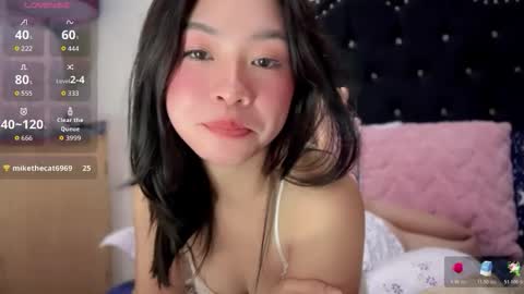 Snapshot of swt_asianholly chatting on June 2026 12:48:02 AM Holly online show from June 2026 12:48:02 AM