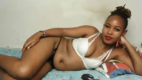 Snapshot of swt_bby chatting on April 2026 04:59:02 PM swt_bby online show from April 2026 04:59:02 PM