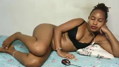 Snapshot of swt_bby chatting on May 2026 10:49:02 PM swt_bby online show from May 2026 10:49:02 PM