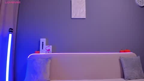 Ana online show from October 2025 02:47:02 AM