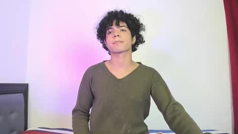 swwet_boy online show from October 2025 03:09:01 PM