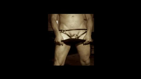 Snapshot of syd666 chatting on April 2026 07:58:02 PM subfordomme online show from April 2026 07:58:02 PM