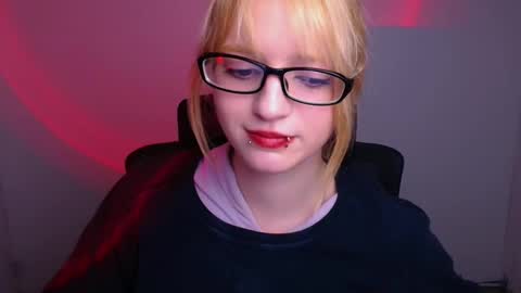 Syfer online show from November 2025 01:24:02 PM