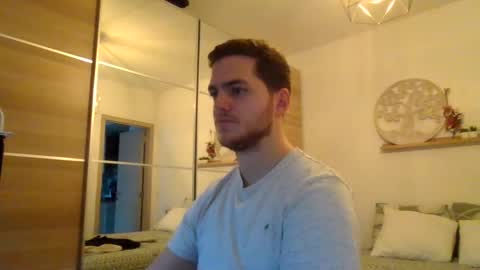 Snapshot of syl092 chatting on December 2024 08:11:01 AM syl092 online show from December 2024 08:11:01 AM