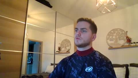 Snapshot of syl092 chatting on January 2025 03:44:01 PM syl092 online show from January 2025 03:44:01 PM