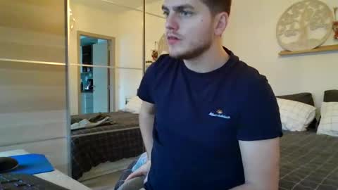 Snapshot of syl092 chatting on January 2025 02:56:02 PM syl092 online show from January 2025 02:56:02 PM