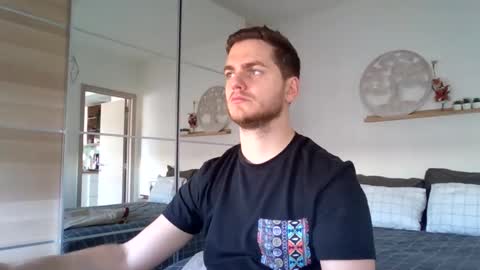 Snapshot of syl092 chatting on January 2025 02:00:02 PM syl092 online show from January 2025 02:00:02 PM