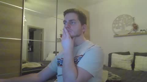 Snapshot of syl092 chatting on February 2025 06:38:01 PM syl092 online show from February 2025 06:38:01 PM