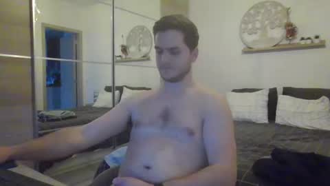 Snapshot of syl092 chatting on February 2025 04:36:01 PM syl092 online show from February 2025 04:36:01 PM