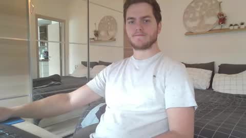 Snapshot of syl092 chatting on February 2025 10:59:01 AM syl092 online show from February 2025 10:59:01 AM