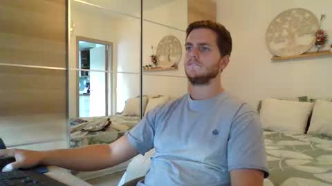 Snapshot of syl092 chatting on September 2025 05:23:01 PM syl092 online show from September 2025 05:23:01 PM