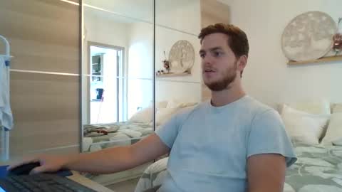 Snapshot of syl092 chatting on September 2025 12:04:02 PM syl092 online show from September 2025 12:04:02 PM