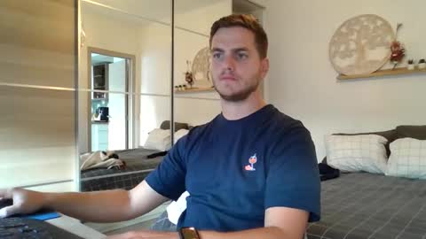 Snapshot of syl092 chatting on September 2025 04:45:02 PM syl092 online show from September 2025 04:45:02 PM