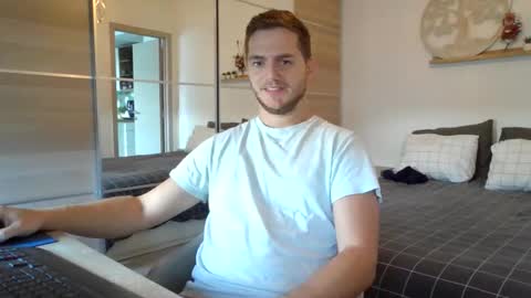 Snapshot of syl092 chatting on October 2025 08:56:02 AM syl092 online show from October 2025 08:56:02 AM