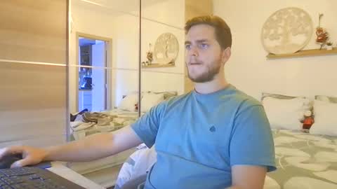 Snapshot of syl092 chatting on October 2025 03:00:01 PM syl092 online show from October 2025 03:00:01 PM