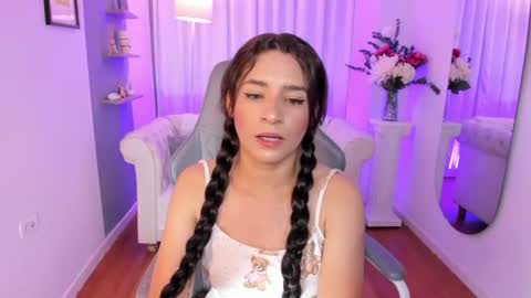 Snapshot of sylvana_cox chatting on June 2026 11:30:02 AM sylvana online show from June 2026 11:30:02 AM