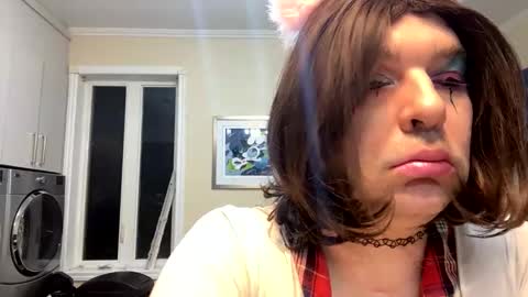 Sylvia online show from December 2024 07:50:01 AM