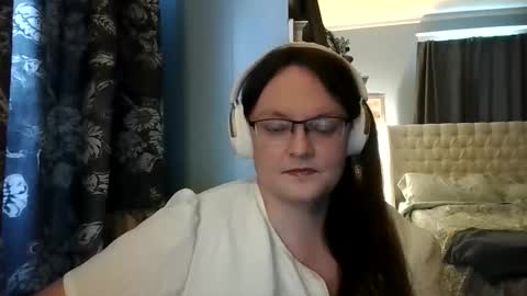 sylviexxxfun online show from June 2026 05:14:01 PM