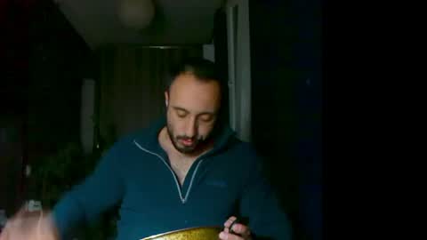 Huracane online show from May 2026 06:09:01 PM