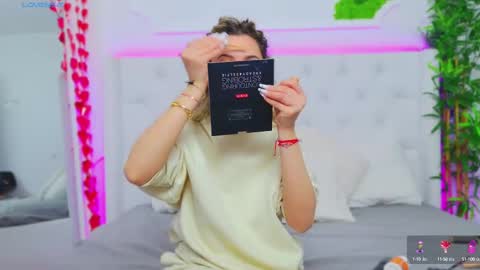 Snapshot of taahiraarabian chatting on March 2025 01:21:01 PM Arianna online show from March 2025 01:21:01 PM