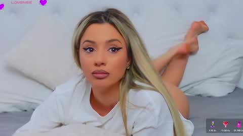 Snapshot of taahiraarabian chatting on March 2025 04:56:02 PM Arianna online show from March 2025 04:56:02 PM