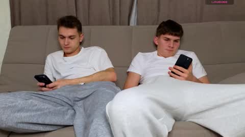 Alex online show from December 2025 06:34:02 PM