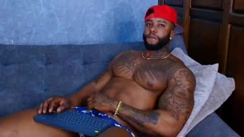 Tairon Tucke online show from February 2025 03:23:01 AM