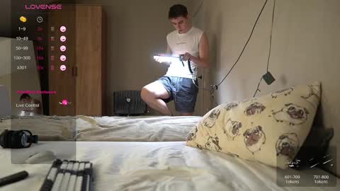 Taison online show from January 2026 08:18:02 PM