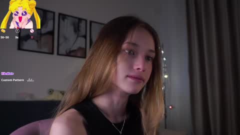 Mia online show from March 2026 01:21:01 AM