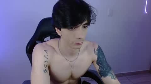 takeru___ online show from January 2026 09:42:01 PM