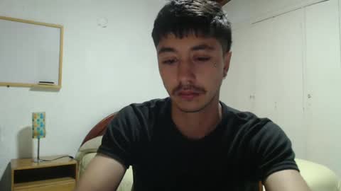 Snapshot of talhi_ chatting on January 2025 02:10:02 AM talhi_ online show from January 2025 02:10:02 AM
