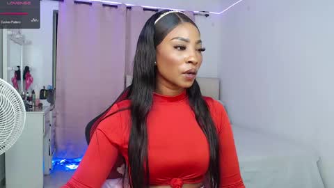 Snapshot of talianamoreno chatting on March 2025 03:08:01 AM taliana modelo independiente online show from March 2025 03:08:01 AM