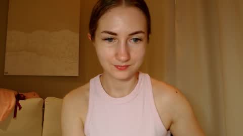 Snapshot of taliiyafiredream chatting on December 2024 01:00:02 PM Kira online show from December 2024 01:00:02 PM