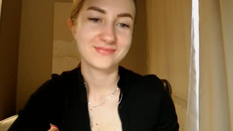 Snapshot of taliiyafiredream chatting on January 2025 12:24:01 PM Kira online show from January 2025 12:24:01 PM