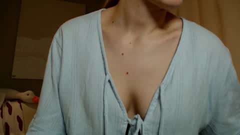 Snapshot of taliiyafiredream chatting on February 2025 12:38:02 PM Kira online show from February 2025 12:38:02 PM
