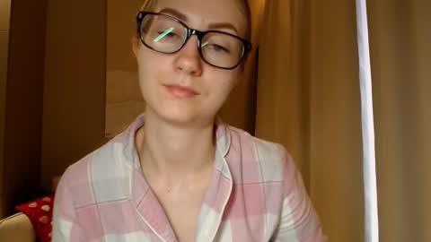Snapshot of taliiyafiredream chatting on March 2025 05:52:02 AM Kira online show from March 2025 05:52:02 AM